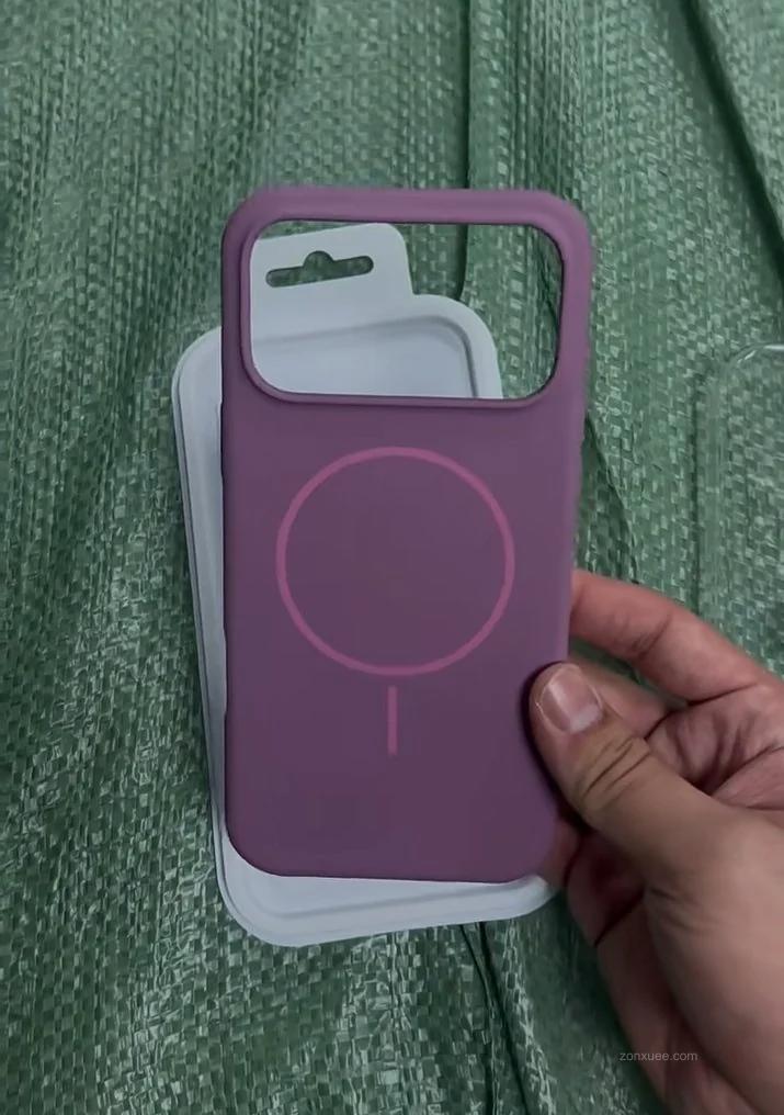 苹果 iPhone 18 Pro 手机壳再次曝光